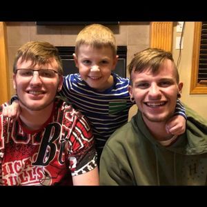 Meet your Posher, Adam